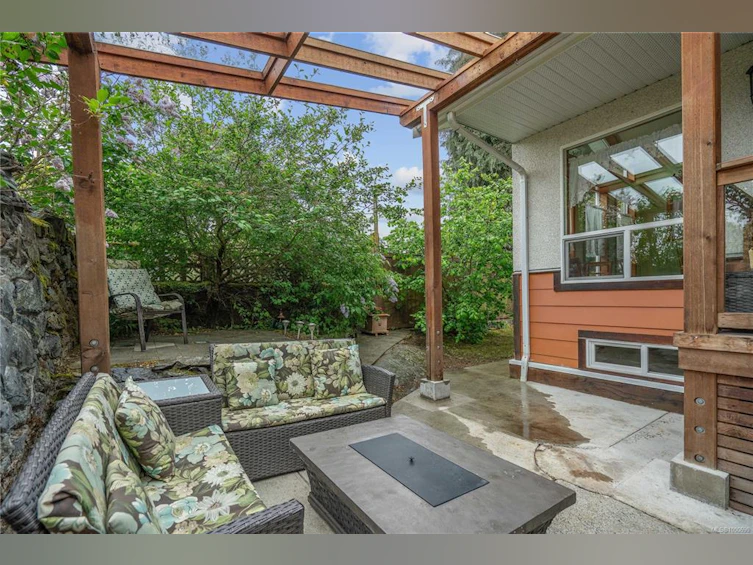 815 Elrick Place, Esquimalt, BC, V9A 4T2 - 47