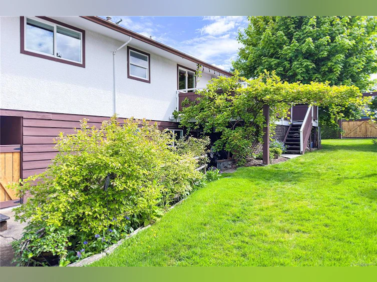 825 2nd Avenue, Campbell River, BC, V9W 3V5 - 34
