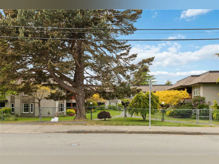 215-10110 Fifth Street, Sidney, BC, V8L 2X9 - 50