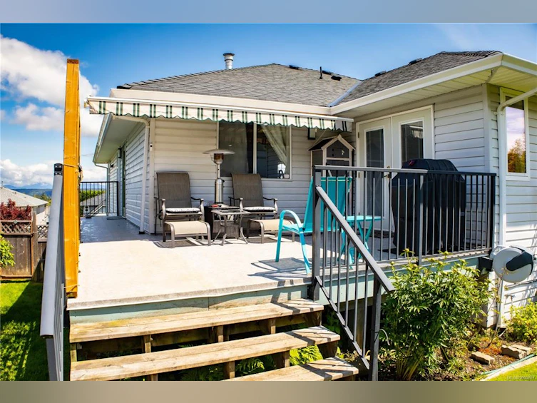 733 Bowen Drive, Campbell River, BC, V9H 1S2 - 18