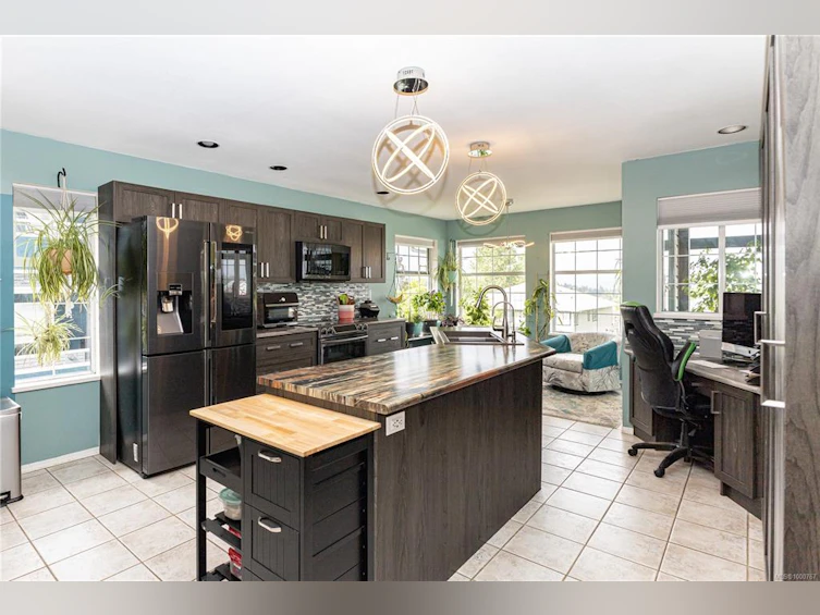 733 Bowen Drive, Campbell River, BC, V9H 1S2 - 6