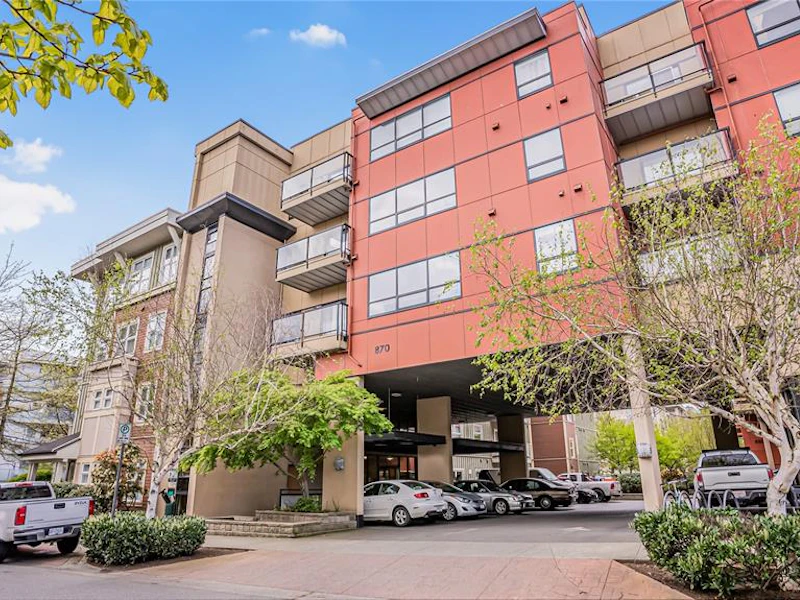 312 - 870 Short Street, Saanich BC V8X 2V5