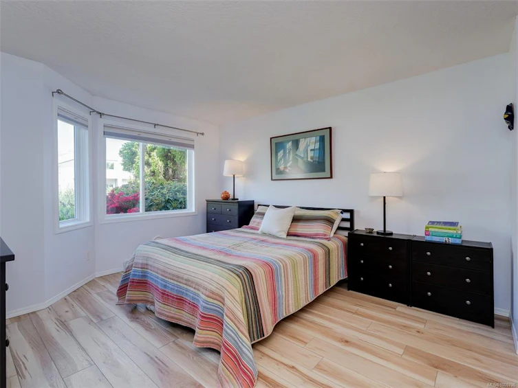 112-3931 Shelbourne Street, Saanich, BC, V8P 4H9 - 10