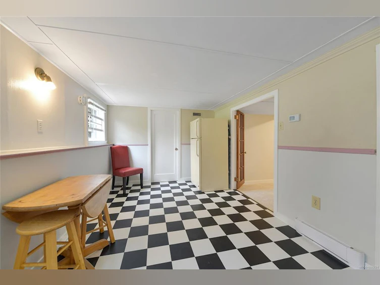 2771 Foul Bay Road, Oak Bay, BC, V8R 5C1 - 25