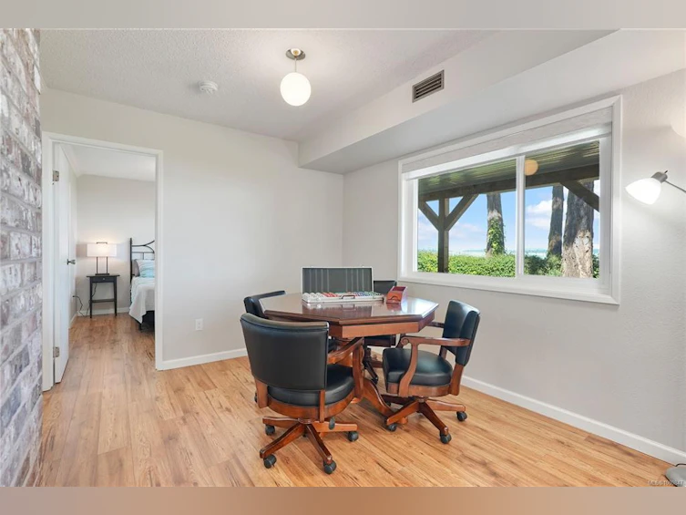 8693 Lochside Drive, North Saanich, BC, V8L 1M8 - 28