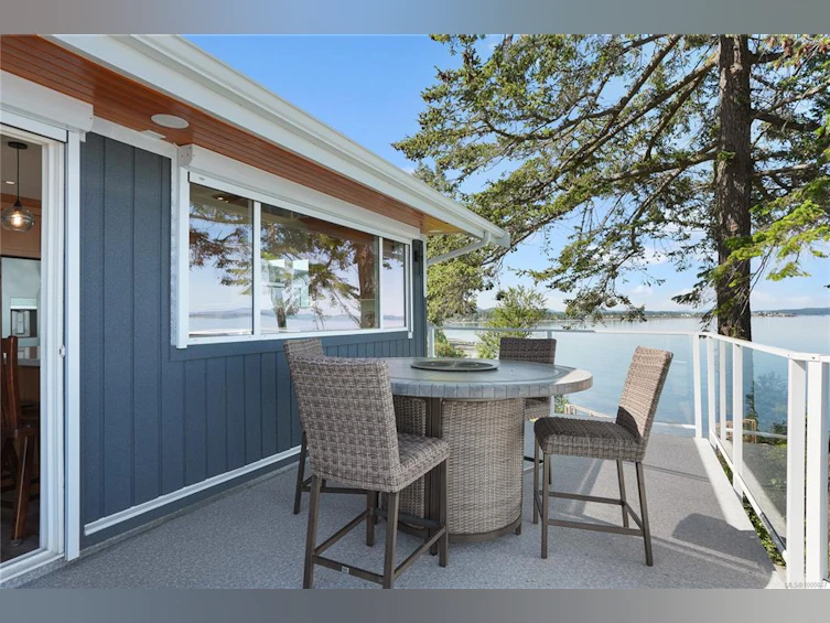 8693 Lochside Drive, North Saanich, BC, V8L 1M8 - 16