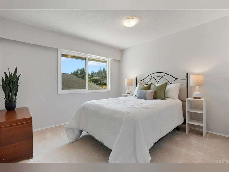 8693 Lochside Drive, North Saanich, BC, V8L 1M8 - 22