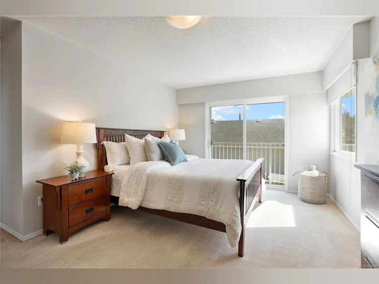 8693 Lochside Drive, North Saanich, BC, V8L 1M8 - 20