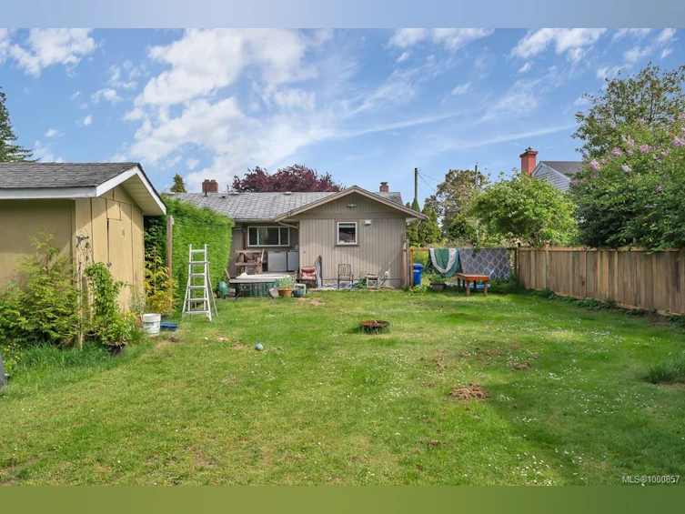 1441/1445 Montrose Avenue, Nanaimo, BC, V9T 5N2 - 25
