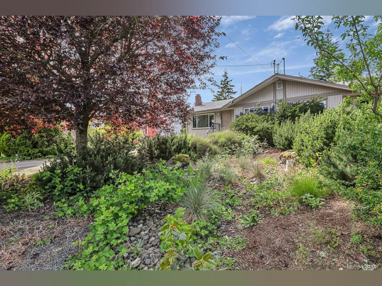 1441/1445 Montrose Avenue, Nanaimo, BC, V9T 5N2 - 41