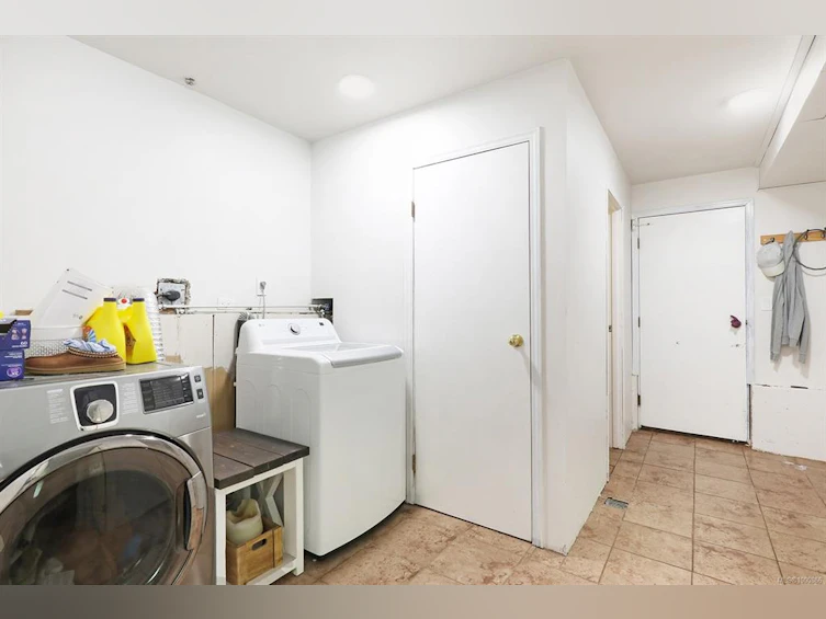 2046 Tull Avenue, Courtenay, BC, V9N 5P6 - 19