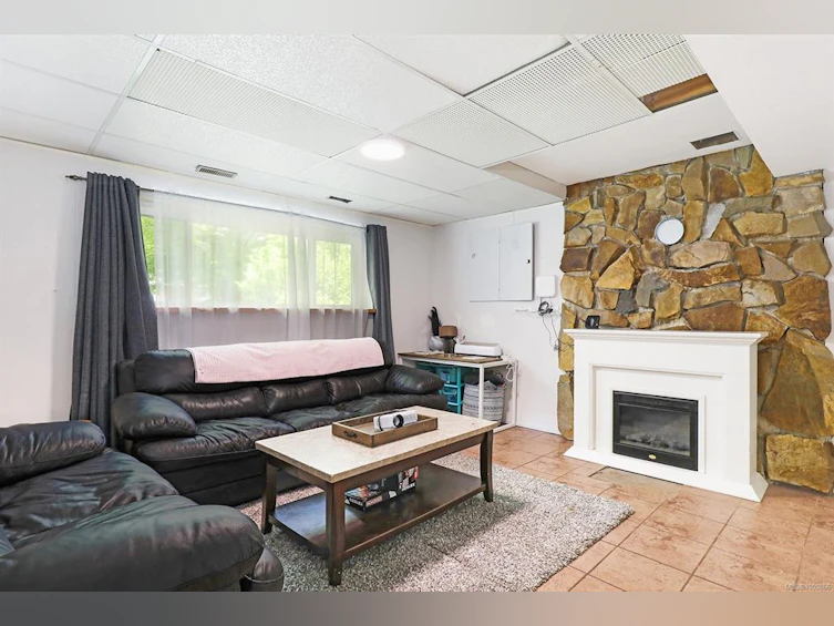 2046 Tull Avenue, Courtenay, BC, V9N 5P6 - 16