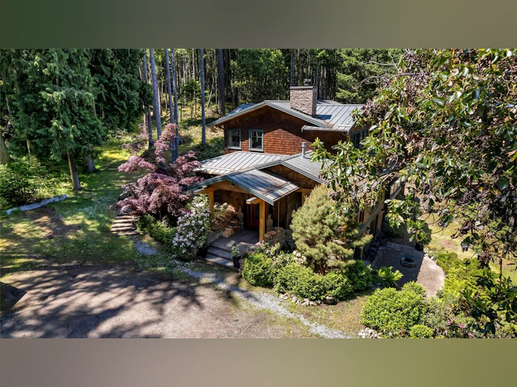 260 Little Mountain Road, Salt Spring Island, BC, V8K 2L4