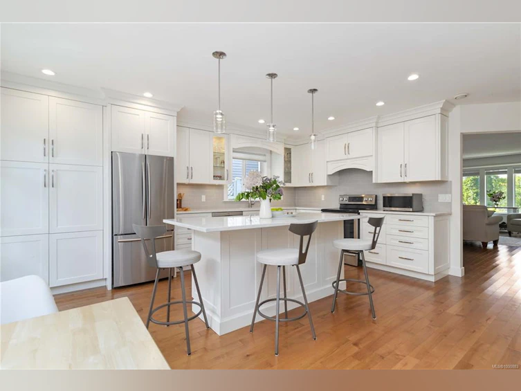 321 Gull Road, View Royal, BC, V9B 1L3 - 7