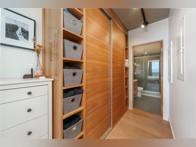 1407-989 Johnson Street, Victoria, BC, V8V 0E3 - 12
