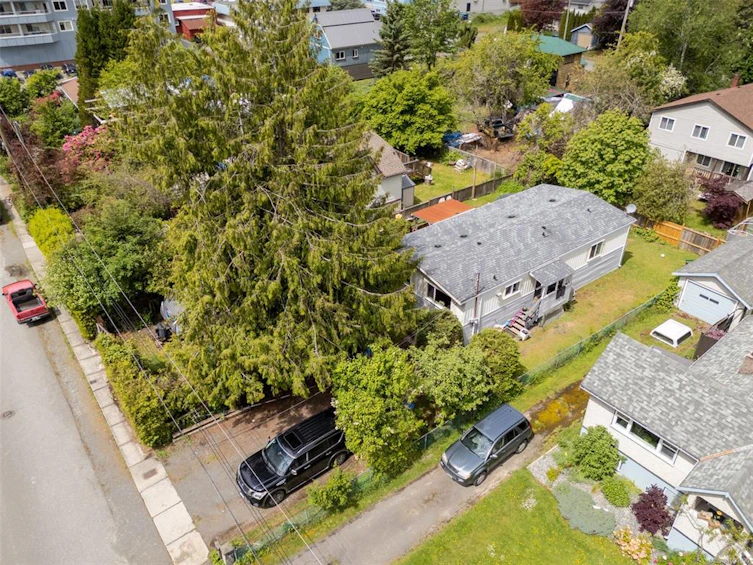 71 Wellington Road, Lake Cowichan, BC, V0R 2G0 - 2