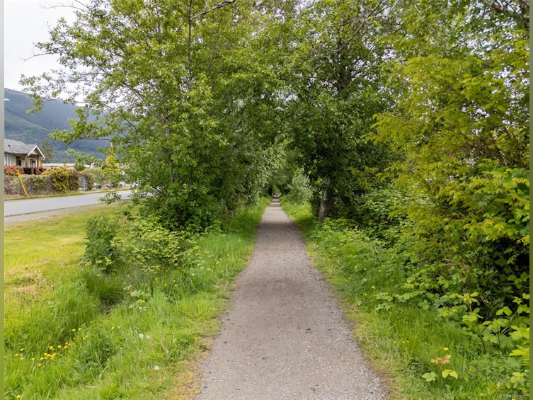 71 Wellington Road, Lake Cowichan, BC, V0R 2G0 - 22