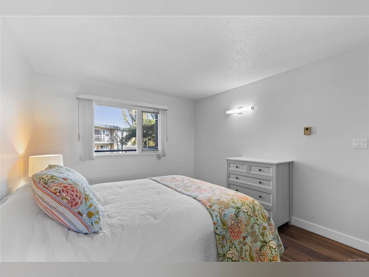 102-103 E Gorge Road, Victoria, BC, V9A 6Z2 - 24