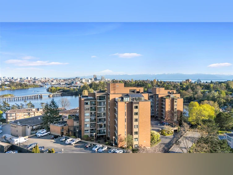 102-103 E Gorge Road, Victoria, BC, V9A 6Z2 - 30