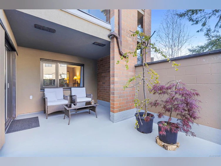 102-103 E Gorge Road, Victoria, BC, V9A 6Z2 - 9