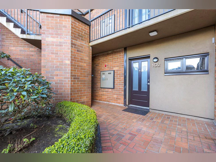 102-103 E Gorge Road, Victoria, BC, V9A 6Z2 - 27