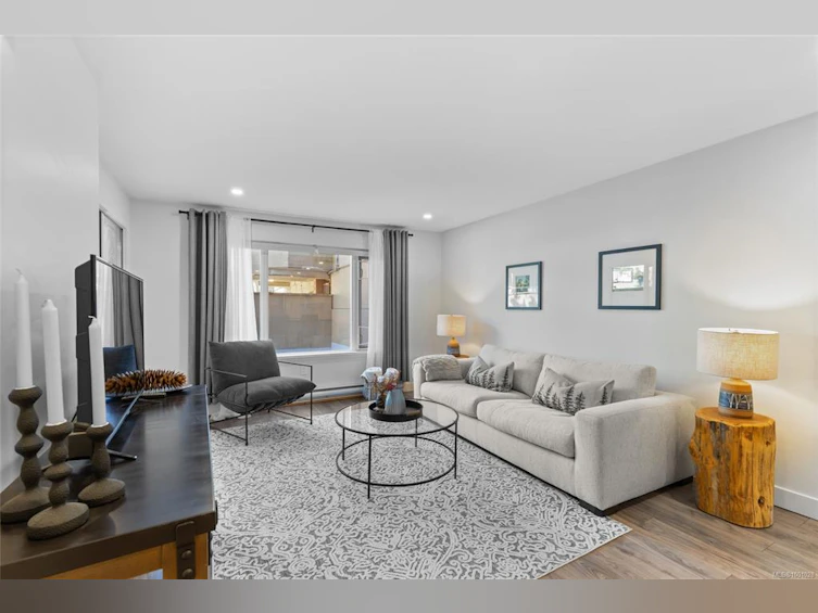 102-103 E Gorge Road, Victoria, BC, V9A 6Z2 - 4