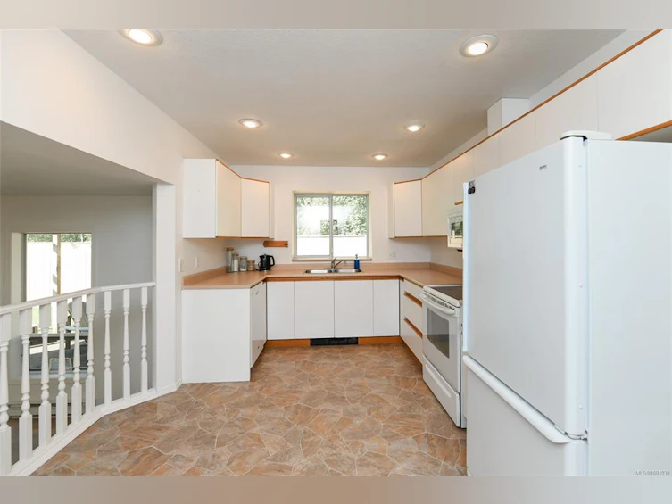 1759 Hobson Avenue, Courtenay, BC, V9N 8S3 - 20