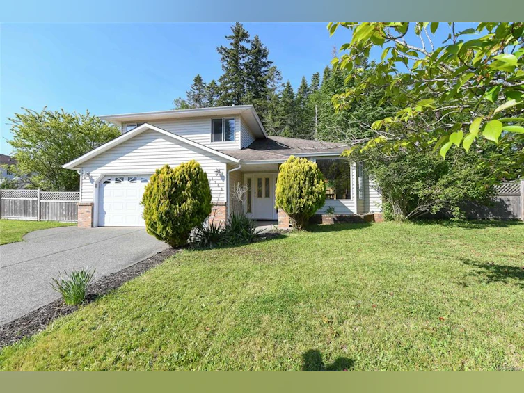 1759 Hobson Avenue, Courtenay, BC, V9N 8S3