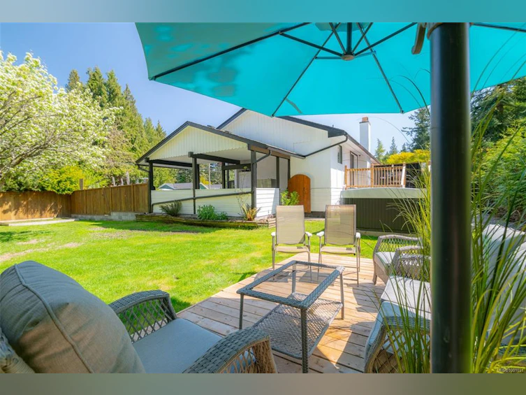 1025 Maple Lane Drive, Parksville, BC, V9P 1T3 - 8
