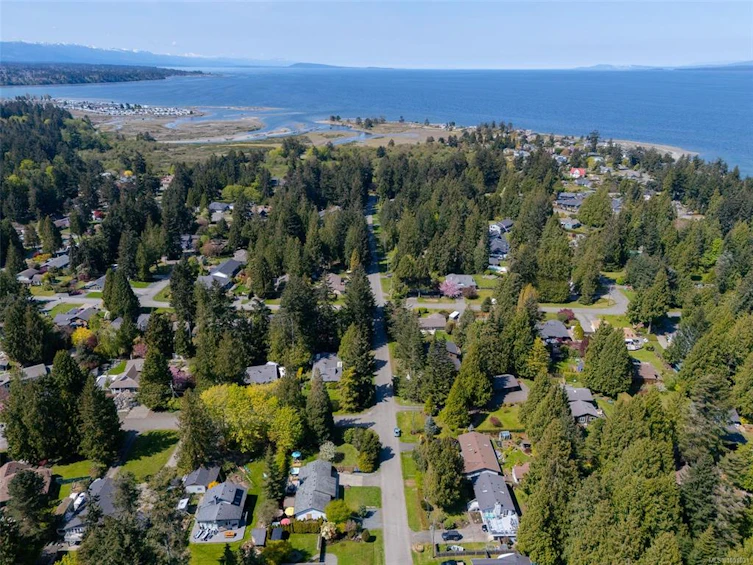 1025 Maple Lane Drive, Parksville, BC, V9P 1T3 - 88