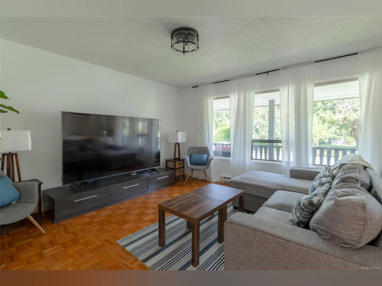1025 Maple Lane Drive, Parksville, BC, V9P 1T3 - 5