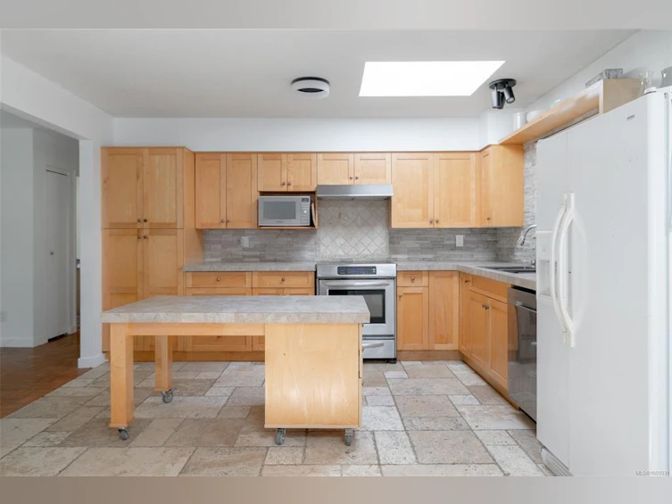 1025 Maple Lane Drive, Parksville, BC, V9P 1T3 - 21