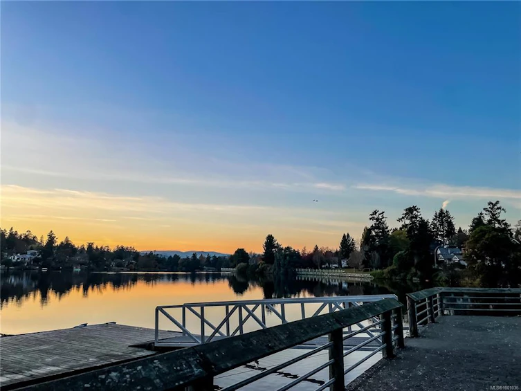 475 Walter Avenue, Saanich, BC, V9A 2E6 - 33