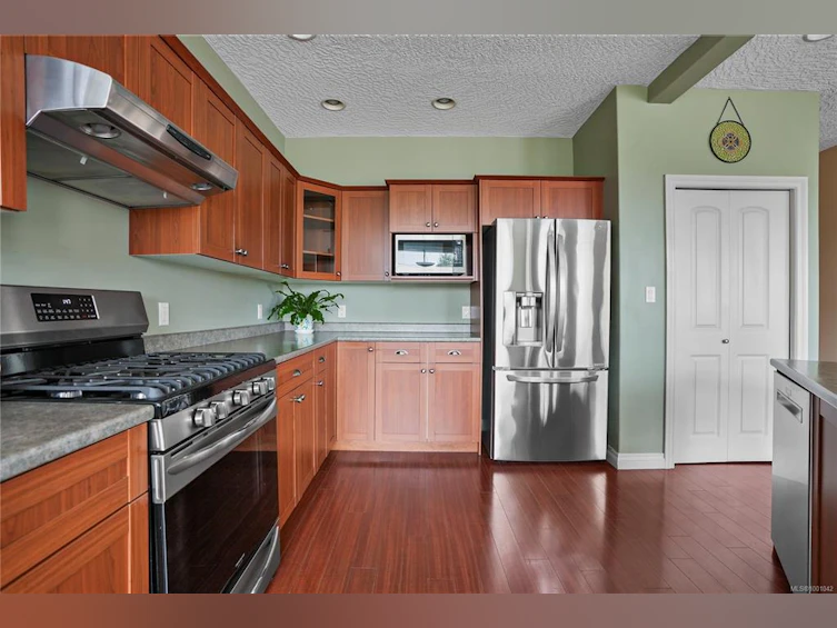 6583 Felderhof Road, Sooke, BC, V9Z 0V8 - 7
