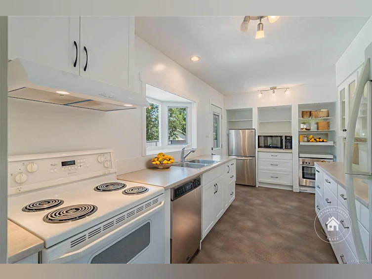 1562 Marina Way, Nanoose, BC, V9P 9B6 - 6