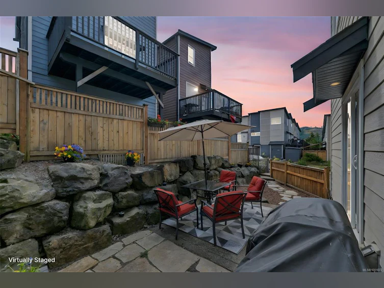 933 Solitaire Landing, Langford, BC, V9C 0J9 - 3
