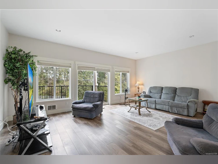 671 Bowen Road, Nanaimo, BC, V9R 2A3 - 8