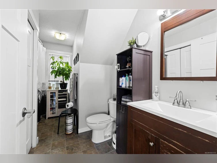 174 E Stanford Avenue, Parksville, BC, V9P 1M2 - 26