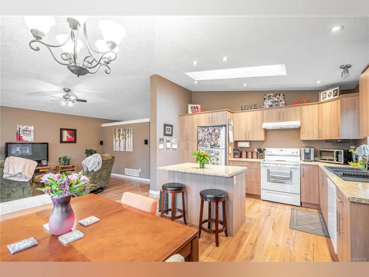 12-7586 Tetayut Road, Central Saanich, BC, V8M 0B4 - 13