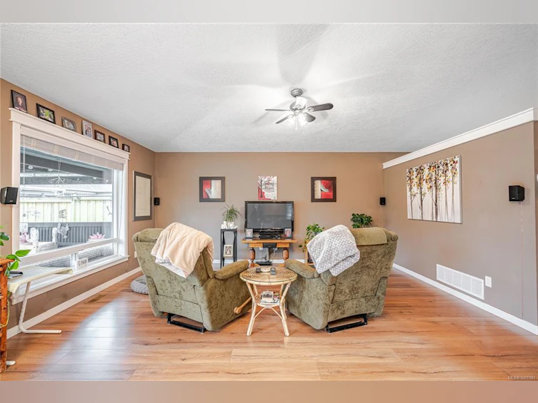 12-7586 Tetayut Road, Central Saanich, BC, V8M 0B4 - 9