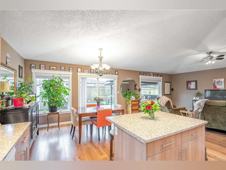 12-7586 Tetayut Road, Central Saanich, BC, V8M 0B4 - 20