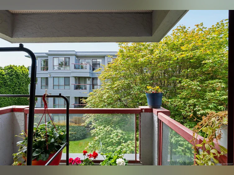 212-545 Manchester Road, Victoria, BC, V8T 5H6 - 19