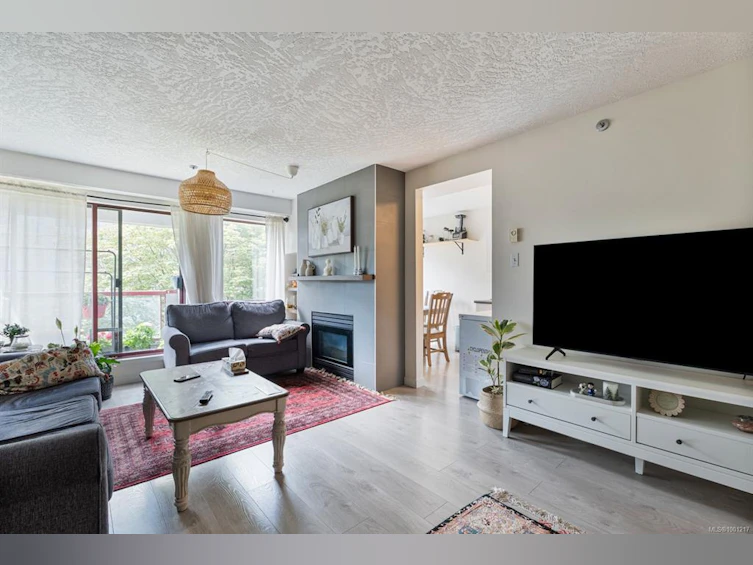 212-545 Manchester Road, Victoria, BC, V8T 5H6 - 3