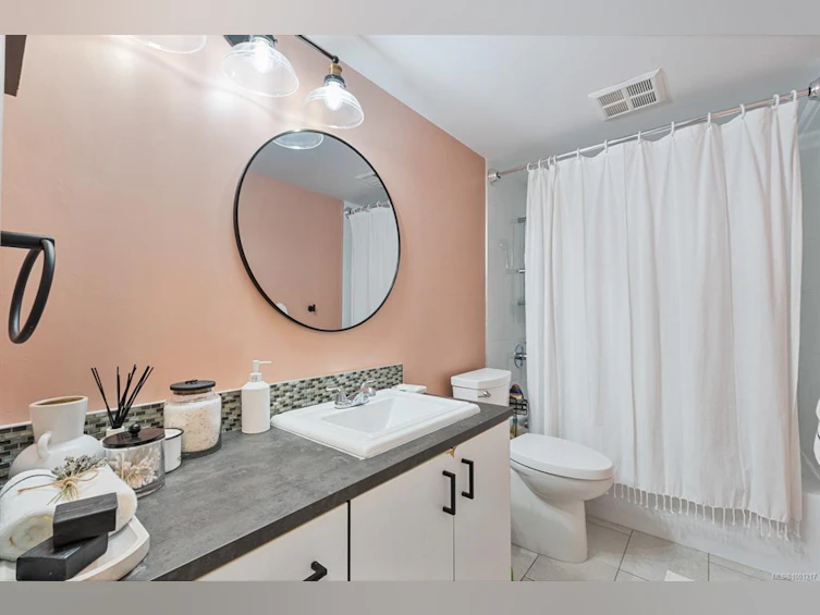 212-545 Manchester Road, Victoria, BC, V8T 5H6 - 13
