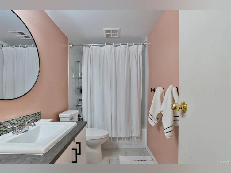 212-545 Manchester Road, Victoria, BC, V8T 5H6 - 14