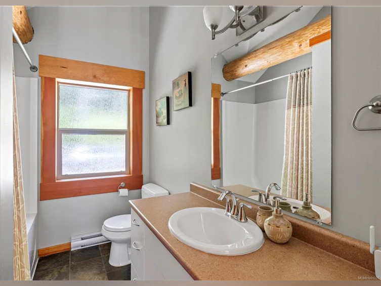 18550 Pacific Rim Highway, Port Alberni, BC, V9Y 8Z9 - 35