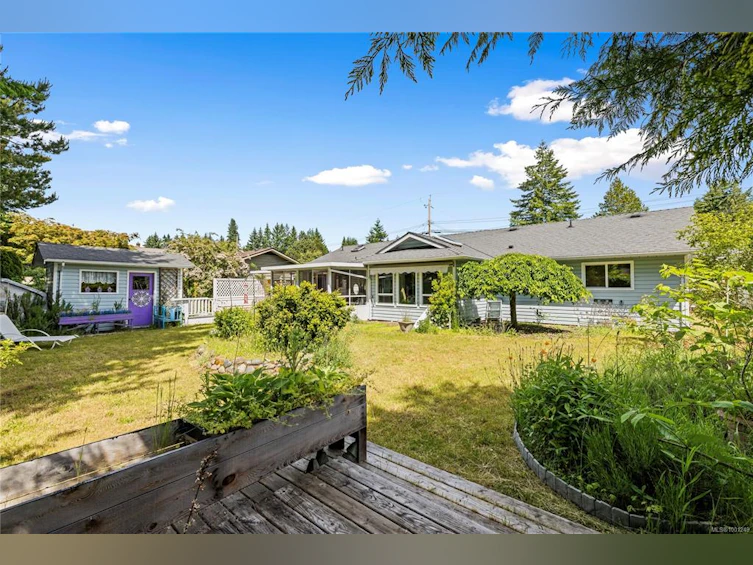 581 Aspen Avenue, Qualicum Beach, BC, V0R 1T0 - 14