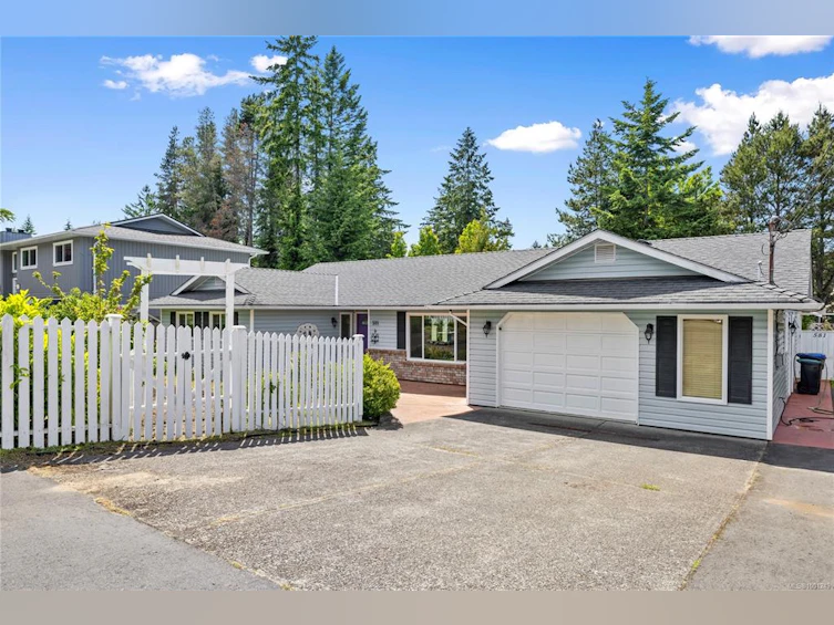 581 Aspen Avenue, Qualicum Beach, BC, V0R 1T0 - 41