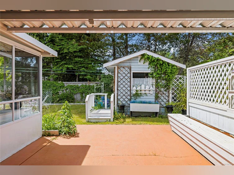 581 Aspen Avenue, Qualicum Beach, BC, V0R 1T0 - 34