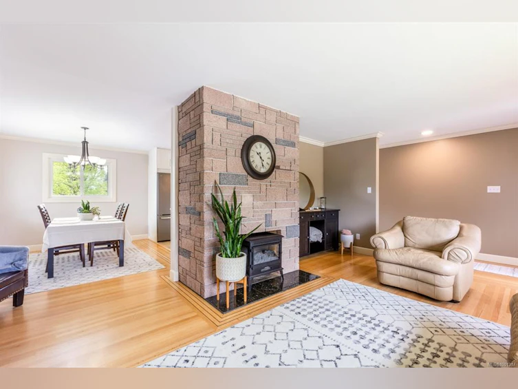 626 17th Street, Courtenay, BC, V9N 1Z1 - 4
